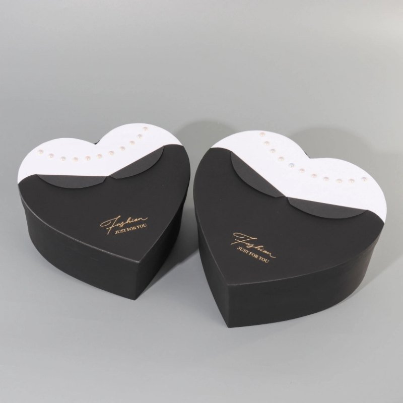 Heart Shaped Flower Box – Valentine’s Day Love Gift Box Wholesale Black heart box for cosmetics gift packaging – high-end and fashionable