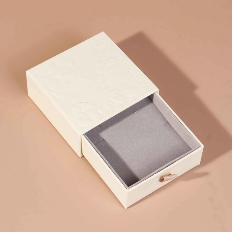 Brushed velvet fabric lining on jewelry box interior – perfect presentation and safe storage