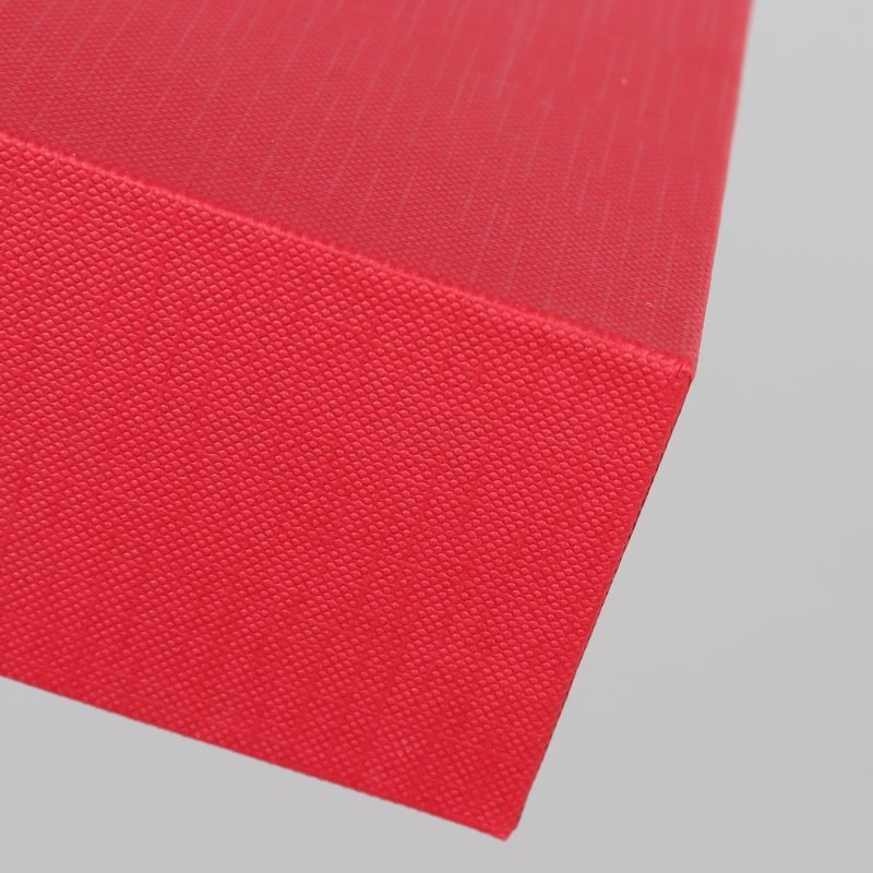 Embossed velvet wedding gift box – raised pattern with luxurious texture for high end wedding favors