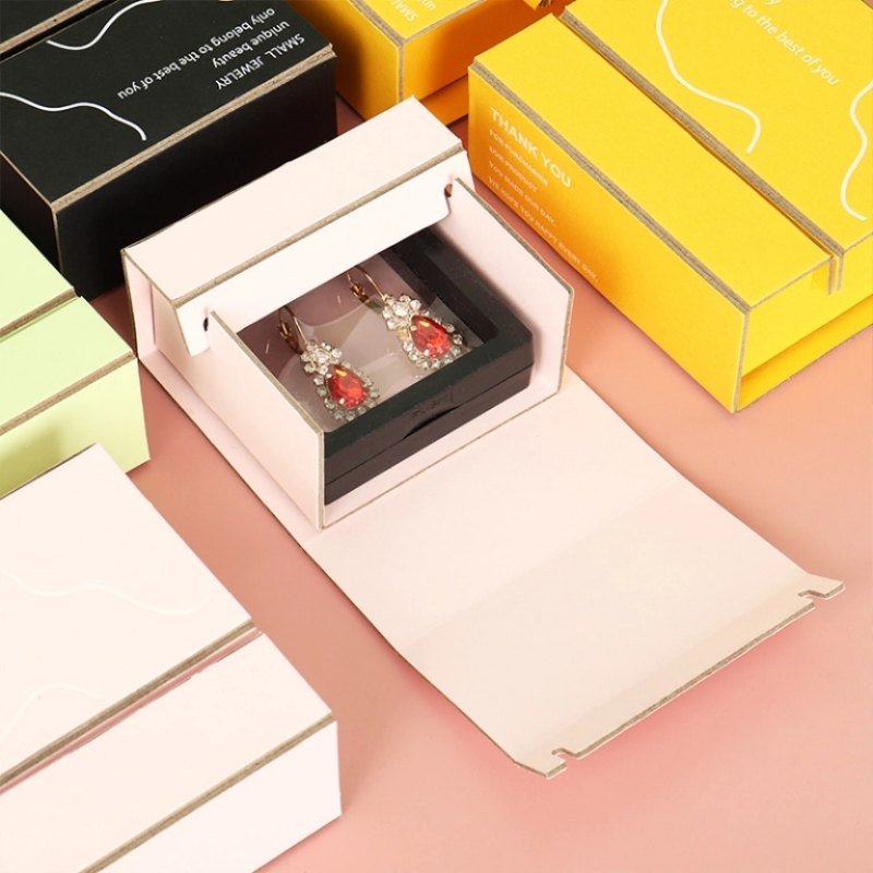Foldable jewelry box opened – transparent PE film insert, anti-oxidation protection