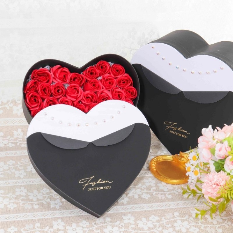 Heart Shaped Flower Box – Valentine’s Day Love Gift Box Wholesale Heart shaped box opened – non-foldable rigid structure with flowers inside