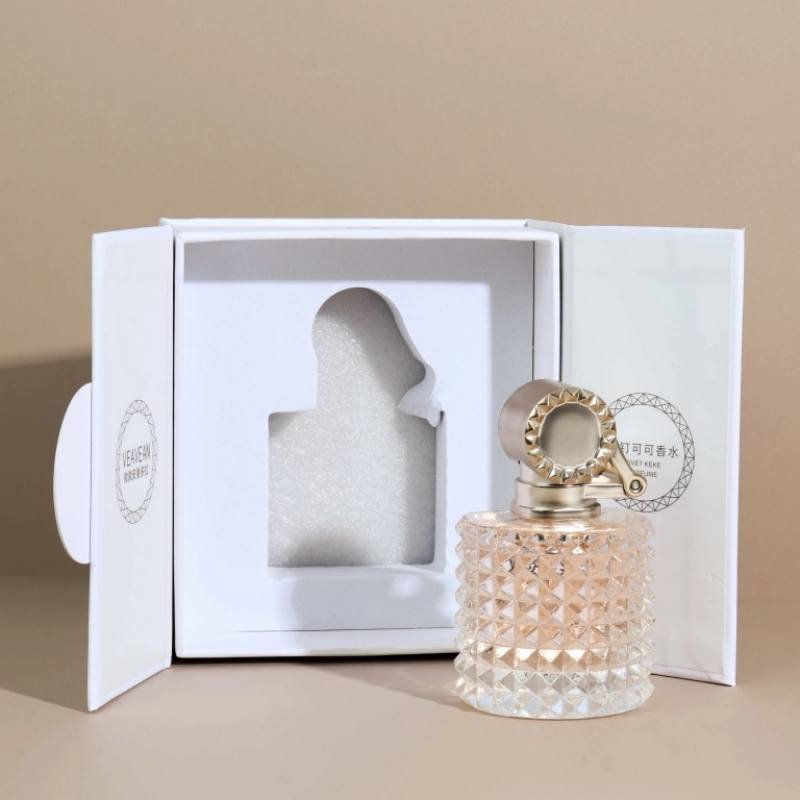 White Luxury Perfume Box – Double Door Custom Logo Packaging Inside hot stamping logo – deepens brand impression for repurchase