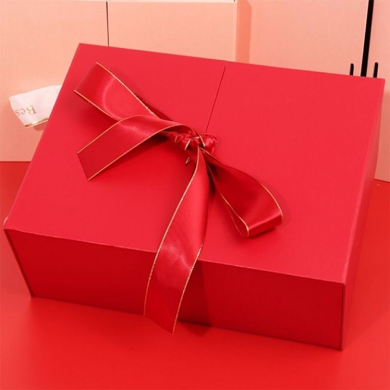 Double Door Valentine’s Day Gift Box – Custom Romantic Packaging Wholesale Pink, red, orange double door gift boxes – fits different romantic themes