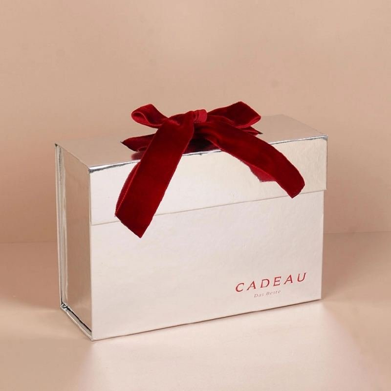 Silver gift box for perfume packaging – glass bottle securely housed