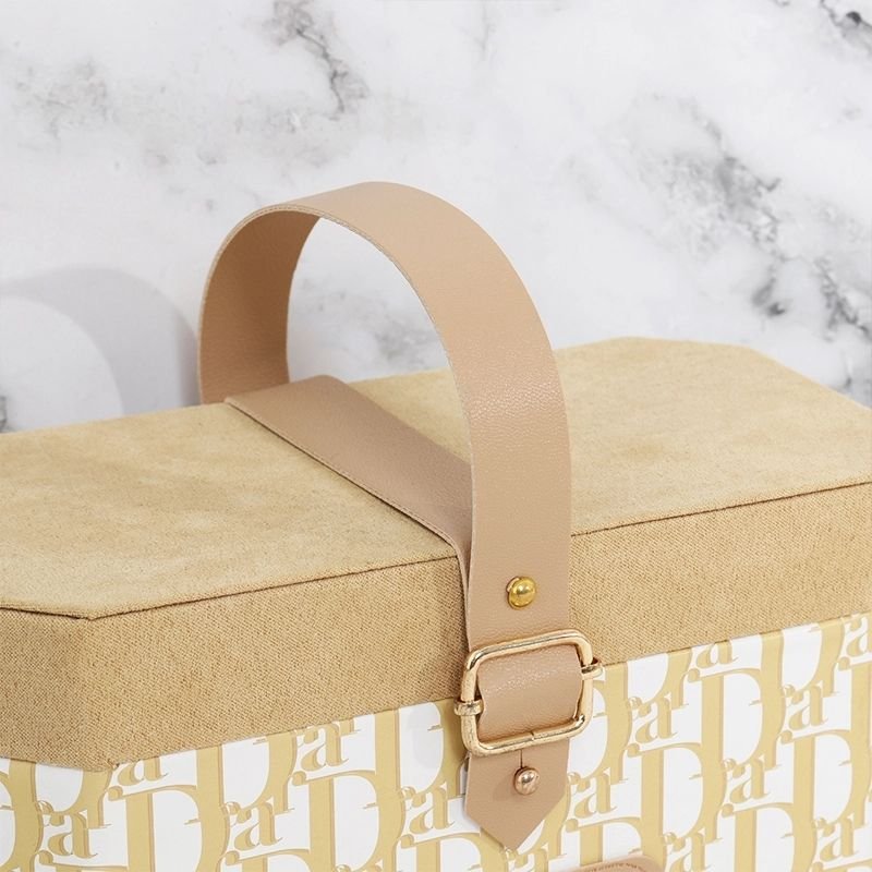 Luxury Flocked Wedding Gift Box – Octagonal Shape with Leather Handle Wholesale Wedding gift packaging factory – OEM wholesale manufacturer for luxury wedding favor boxes